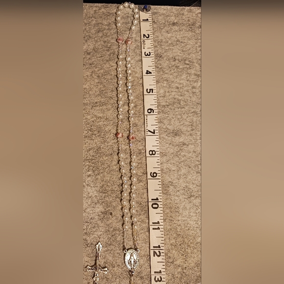 Beaded Rosary Necklace with Glass white pearls, clear crystals & pink rose beads - Picture 5 of 6